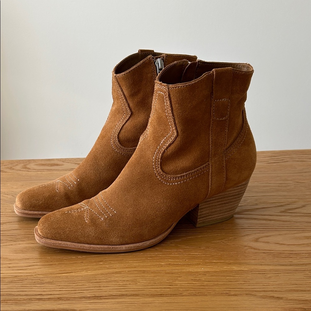 Dulce Vita Silma Ankle Boots
